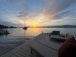 Ece Hotel Sovalye Island