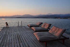 Ece Hotel Sovalye Island