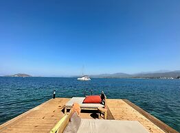 Ece Hotel Sovalye Island