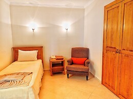 Ece Hotel Sovalye Island