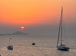 Ece Hotel Sovalye Island