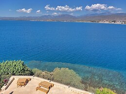 Ece Hotel Sovalye Island