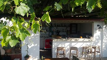 Ece Hotel Sovalye Island