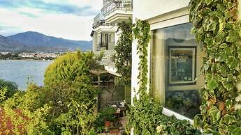 Ece Hotel Sovalye Island