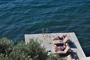 Ece Hotel Sovalye Island