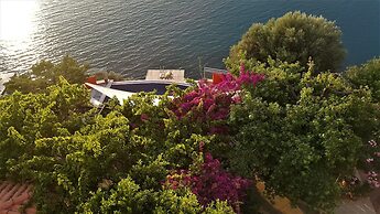 Ece Hotel Sovalye Island