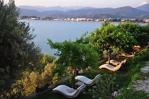 Ece Hotel Sovalye Island