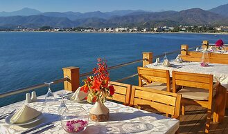 Ece Hotel Sovalye Island