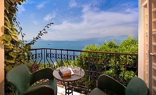 Ece Hotel Sovalye Island