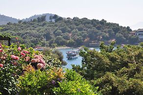 Ece Hotel Sovalye Island