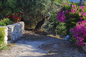 Ece Hotel Sovalye Island