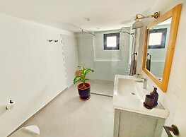 Ece Hotel Sovalye Island