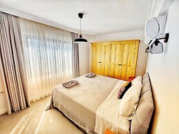 Ece Hotel Sovalye Island