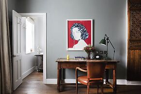 Artist Residence London