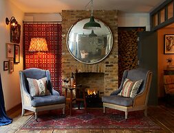 Artist Residence London