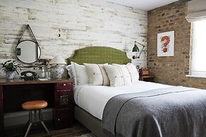 Artist Residence London