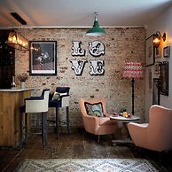 Artist Residence London