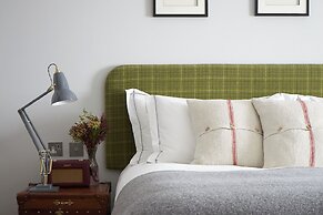 Artist Residence London