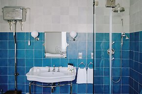 Artist Residence London
