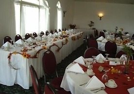 Deer Valley Lodge & Golf