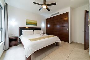 Skyline 24th by Playa Paradise