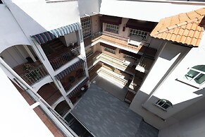 Boca Inn Hotel & Suites