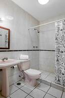 Boca Inn Hotel & Suites