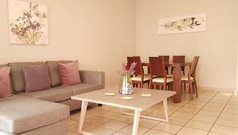 Boca Inn Hotel & Suites