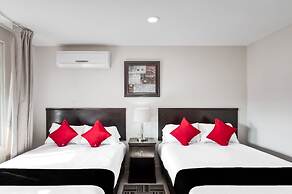 Boca Inn Hotel & Suites