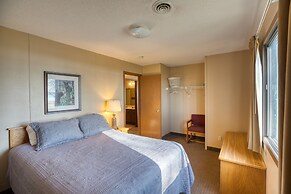 Lewis and Clark Resort