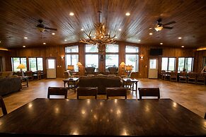 Lewis and Clark Resort
