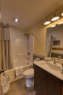 Lewis and Clark Resort