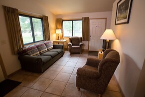 Lewis and Clark Resort