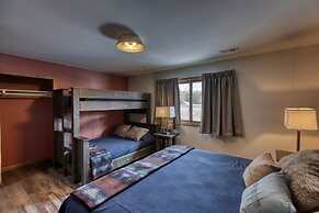 Lewis and Clark Resort