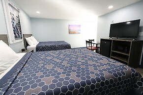 Hillsboro Inn & Suites