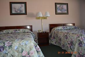 Camilla Inn & Suites