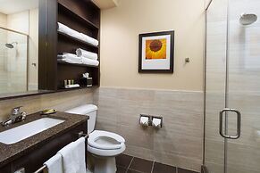 AeroStay Hotel