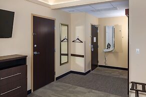 AeroStay Hotel