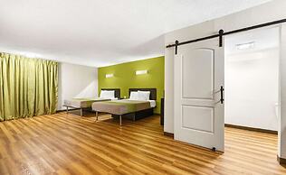 Motel 6 Indianapolis, IN