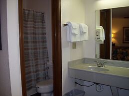 Travelers Inn Motel