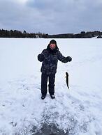 Lakeshore Motel Ice Lake