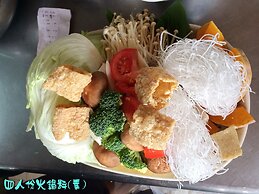 Cingjing Brilliant Twins of Seattle