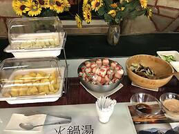 Cingjing Brilliant Twins of Seattle