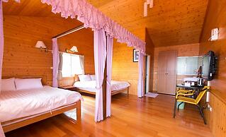 Cingjing Brilliant Twins of Seattle