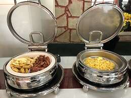 Cingjing Brilliant Twins of Seattle