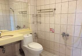 Cingjing Brilliant Twins of Seattle