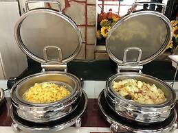 Cingjing Brilliant Twins of Seattle