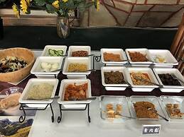 Cingjing Brilliant Twins of Seattle