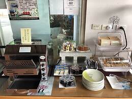 Cingjing Brilliant Twins of Seattle