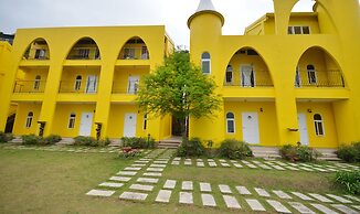 Cingjing Brilliant Twins of Seattle